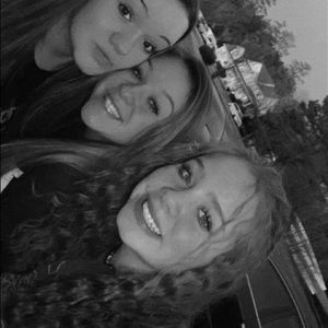 Meet your Posher, Kenzie